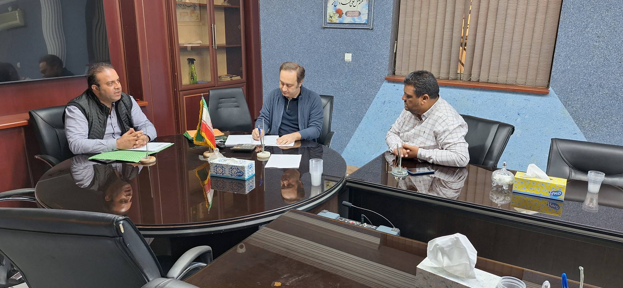 هفتمین جلسه کارگروه اجرایی شرکت آهن مکان برگزار شد / از گشت شبانه تا احداث سرویس بهداشتی